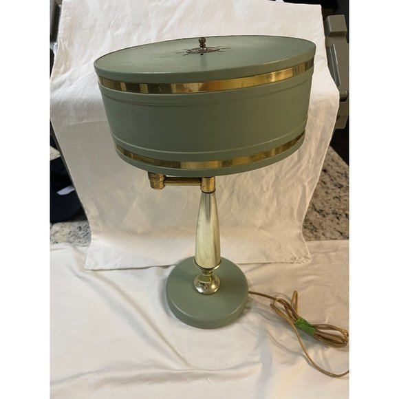 Apollo Electric 1950s MCM Table Lamp‎